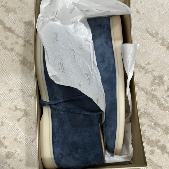 Aurelien- Desert Boot 2.0- like new! Worn once. Men's Blue Suede Chukka Boots - Picture 9 of 14